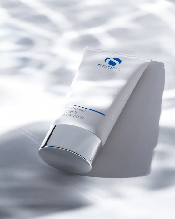 iS Clinical Warming Honey Cleanser 120g - The Skin Lab Skincare